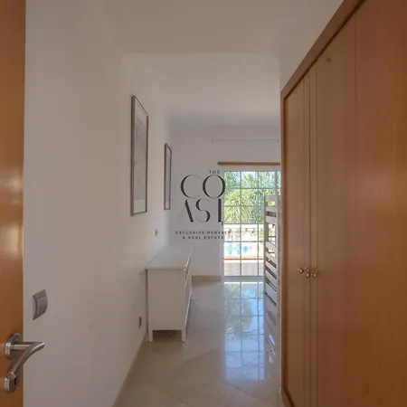 Sunny Escape W Pool & Garden By The Coast Exclusive * Ταβίρα