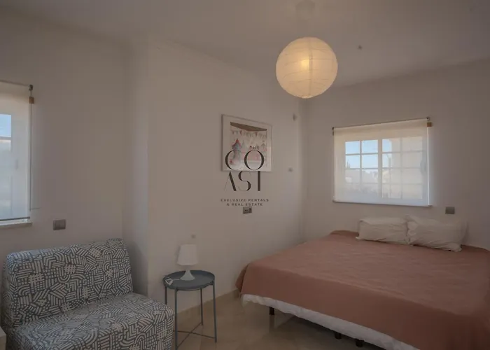 Sunny Escape W Pool & Garden By The Coast Exclusive
