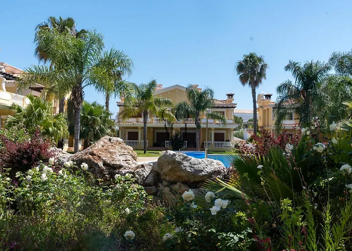 Sunny Escape W Pool & Garden By The Coast Exclusive * Tavira