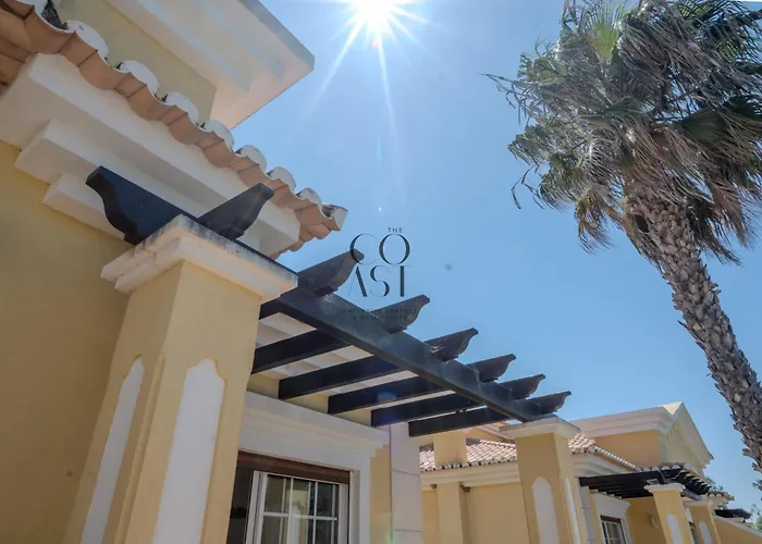 Sunny Escape W Pool & Garden By The Coast Exclusive Willa Tavira